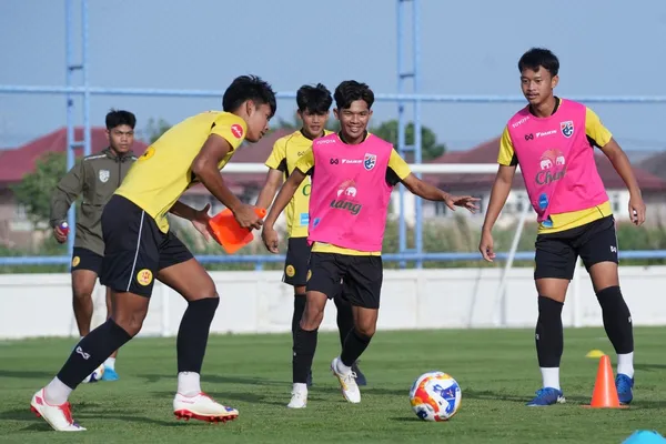 ทีมชาติไทย U23 ติวแท็กติกเกมรุก-รับ ช่วงโค้งท้ายก่อนลุยศึกอาเซียน